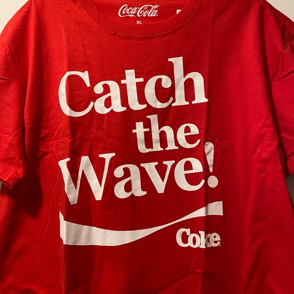 ⚫️ Coca Cola Catch the Wave tee - XL - cotton - Picture 3 of 6